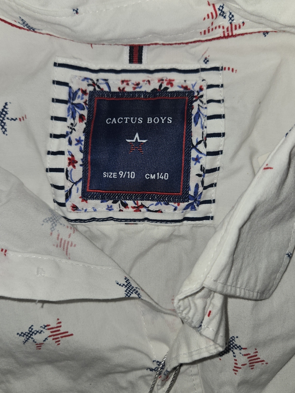 Cactus White Short-Sleeve Button-Down Shirt with Red & Blue Star Print - Picture 4 of 7